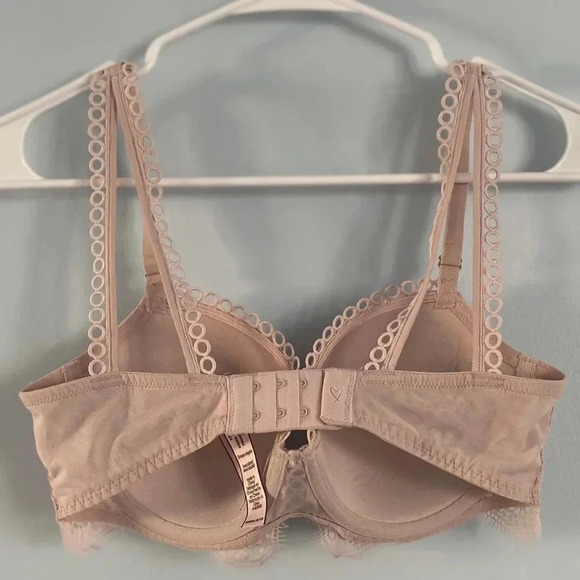Victoria Secret Dream Angels Lace Demi Bra Shimmering Pink 32DD - Picture 4 of 8